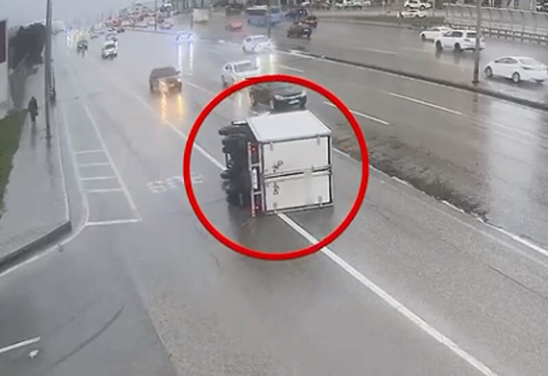 Несоблюдение правил привело к страшным ДТП в Баку