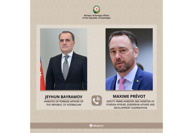 Главы МИД Азербайджана и Бельгии обсудили ситуацию на Ближнем Востоке