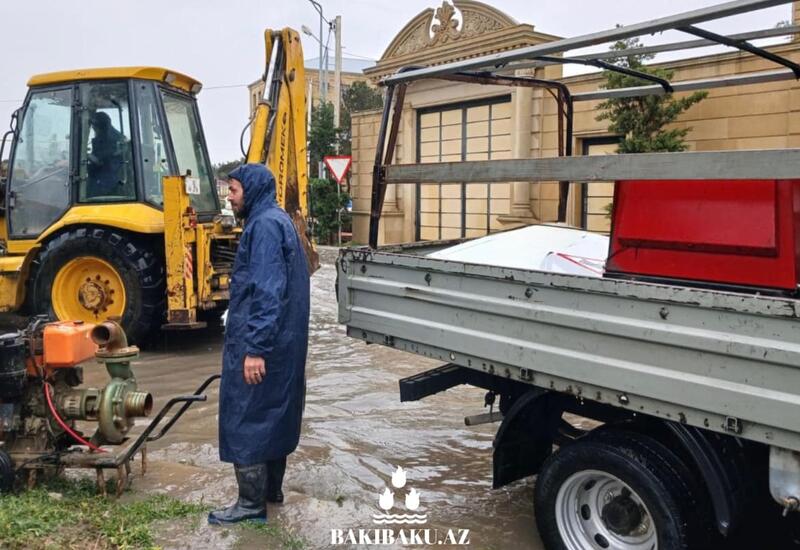 В Баку из-за дождей некоторые жители размещены в отелях