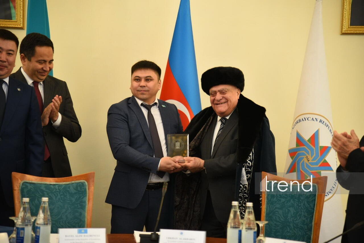 В Баку стартовали учебно-стажировочные программы для госслужащих Казахстана