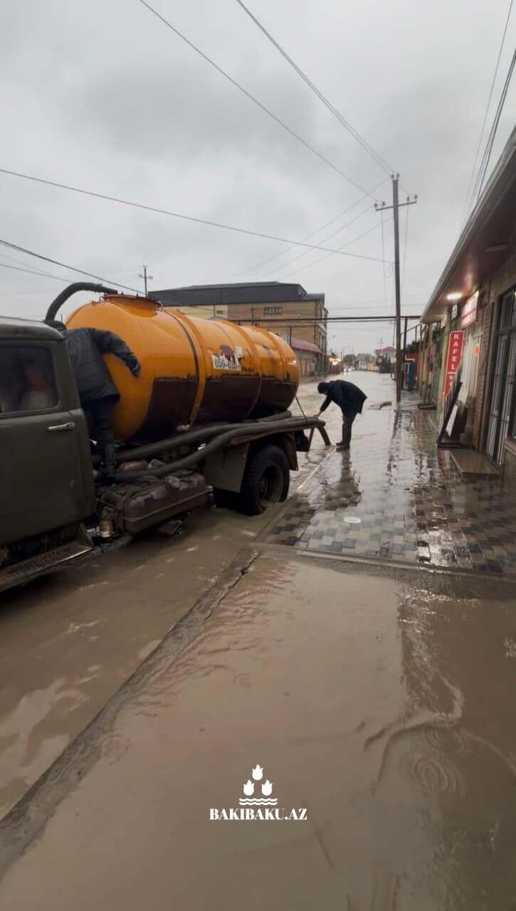 В Баку из-за дождей некоторые жители размещены в отелях