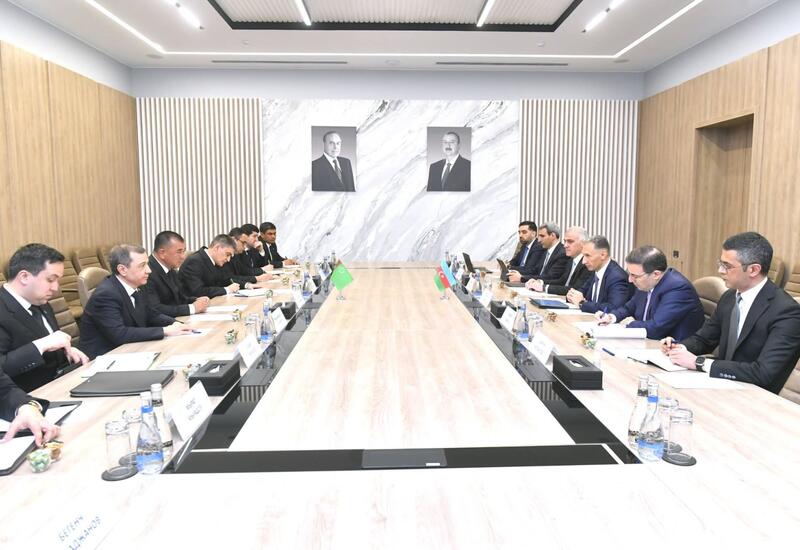 Азербайджан и Туркменистан обсудили развитие транспортного сотрудничества