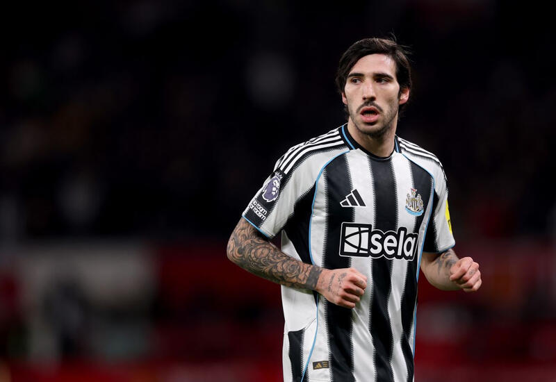 "Реалу" предложили полузащитника из АПЛ за 92 млн евро