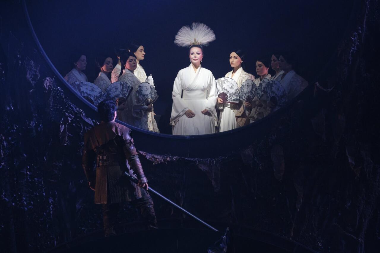 Красноярск встретил звезд мировой оперы и азербайджанского Маэстро