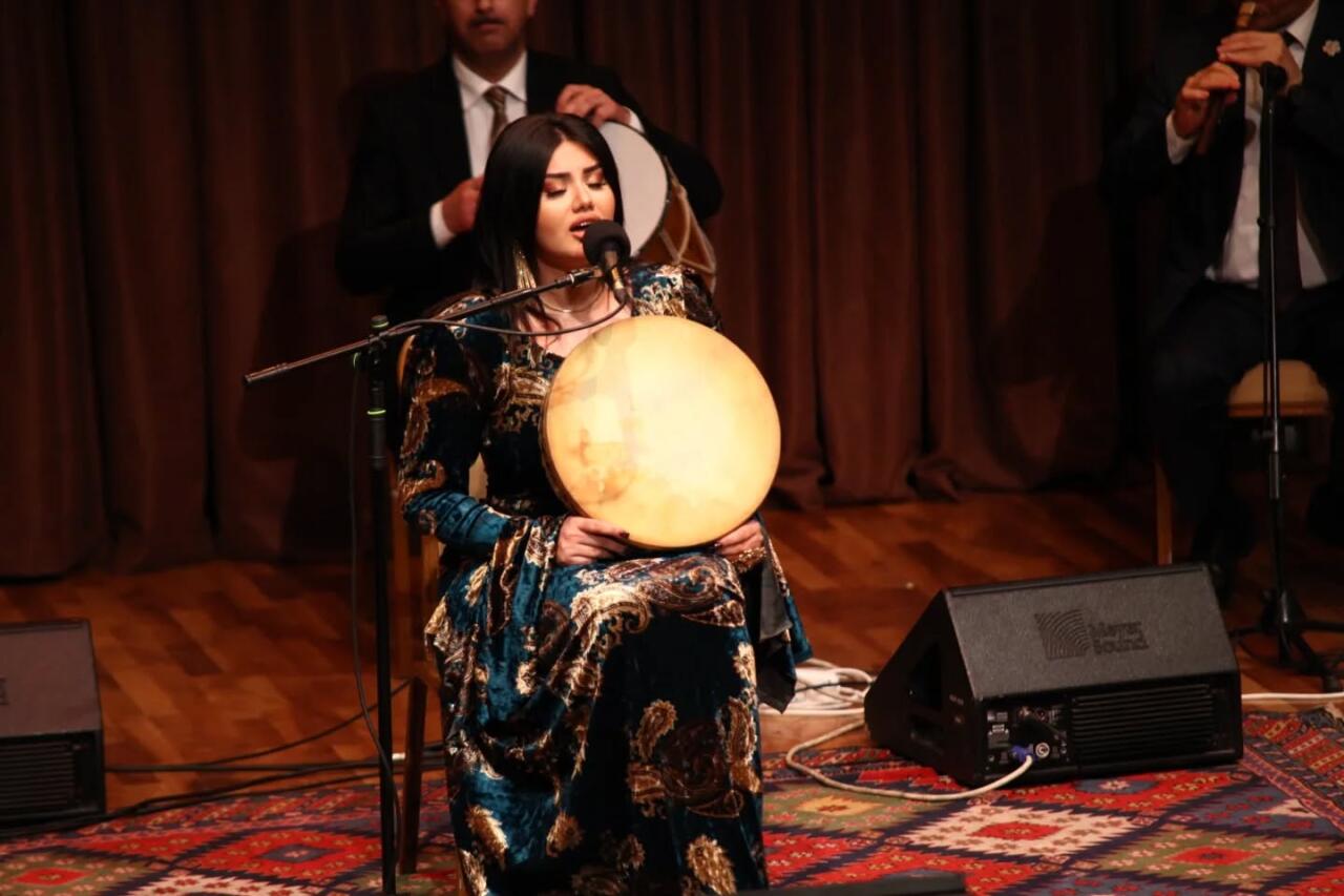 Сакральная музыка души: О чем молчит и поет мугам