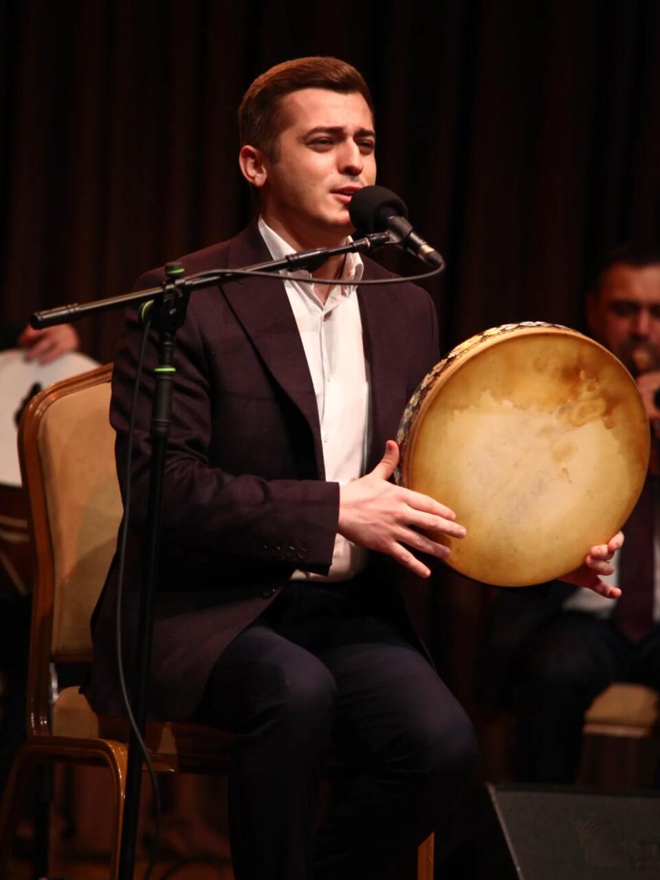 Сакральная музыка души: О чем молчит и поет мугам