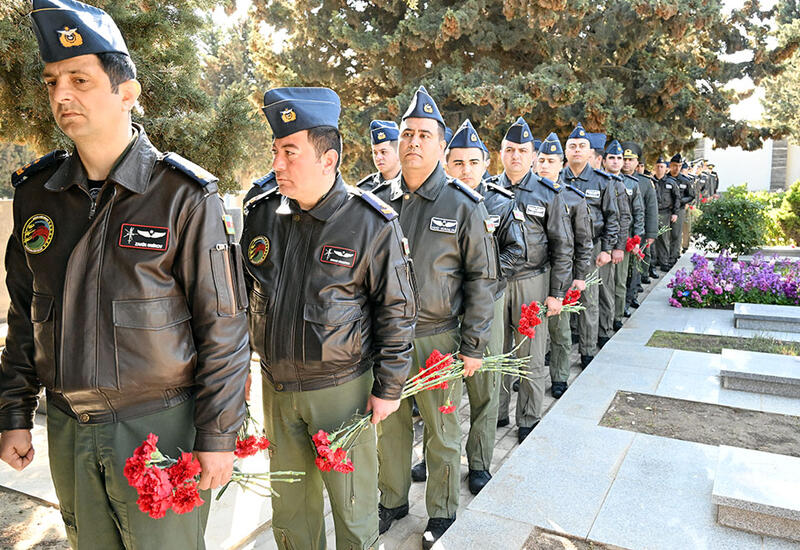 Почтена память пилотов-шехидов Апрельских боев
