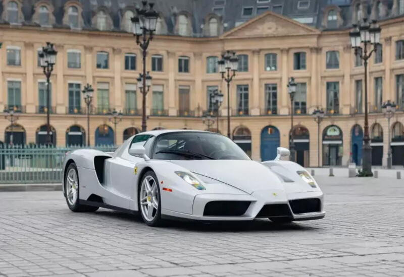 Редчайший серебристый Ferrari Enzo пустят с молотка