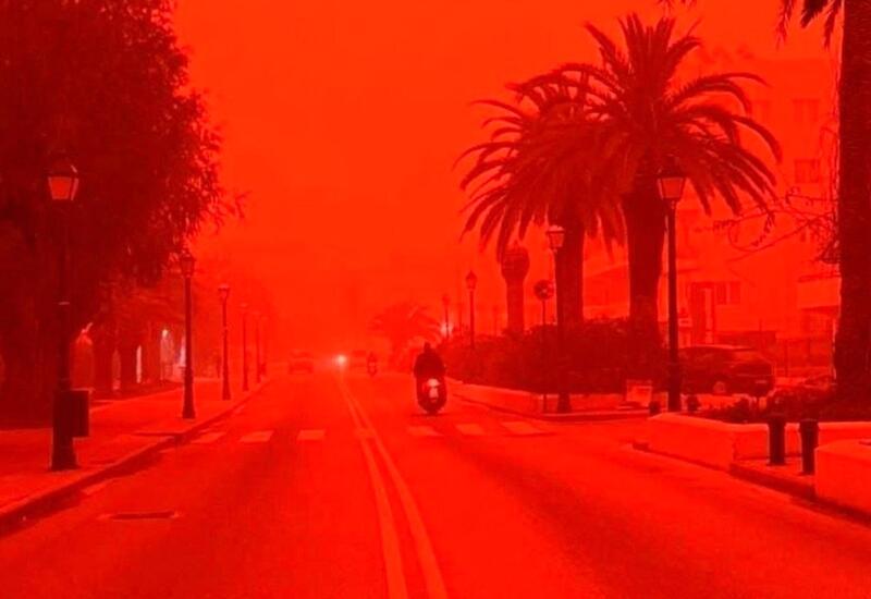 Песчаная буря окрасила Крит в оранжево-красный цвет