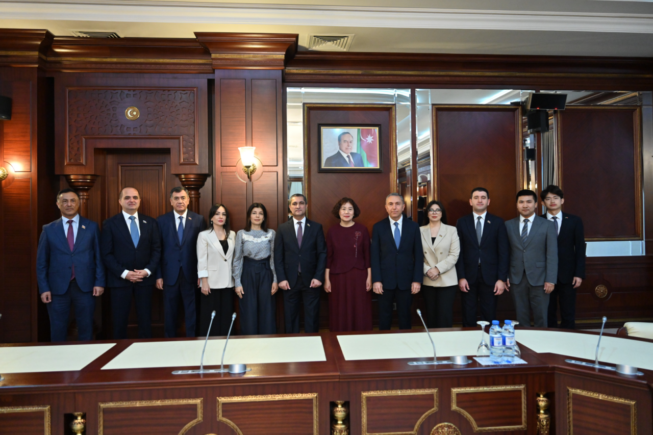 В Милли Меджлисе обсудили азербайджано-китайские связи