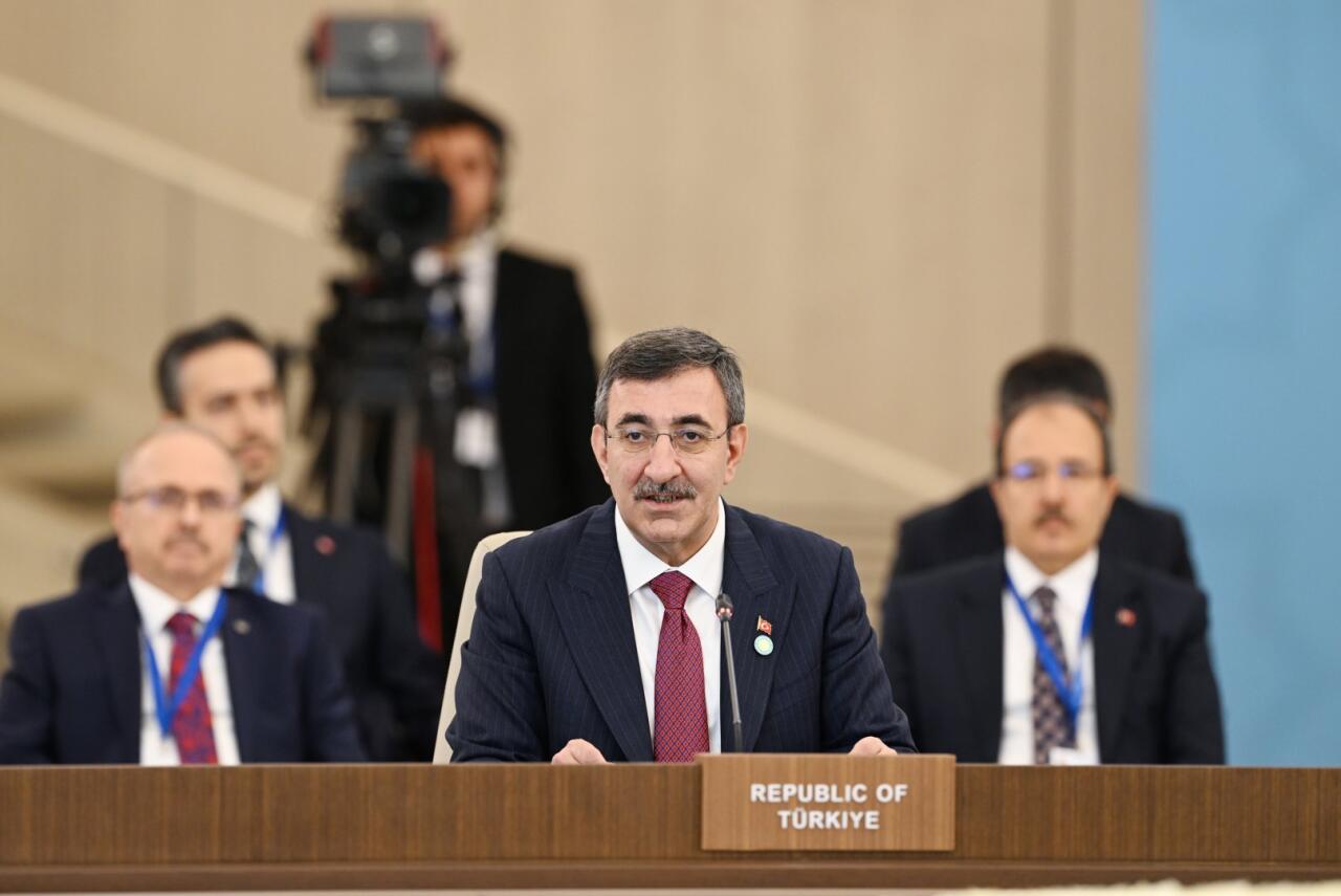 В Баку состоялось II заседание глав правительств стран-членов ОТГ