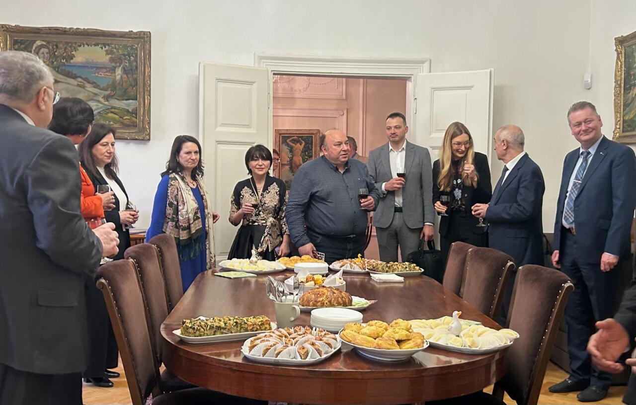 Азербайджан и Чехия соединили Новруз и Пасху в арт-проекте "Четыре элемента Матери-природы"