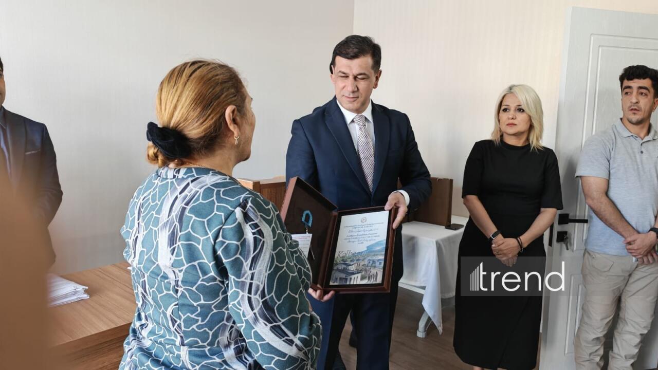 Очередная группа бывших вынужденных переселенцев прибыла в Кяльбаджар