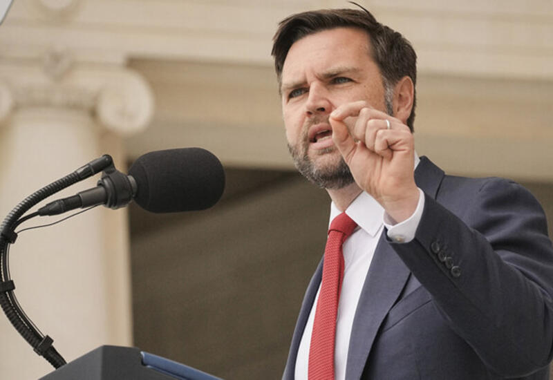 Вэнс посетит Венгрию