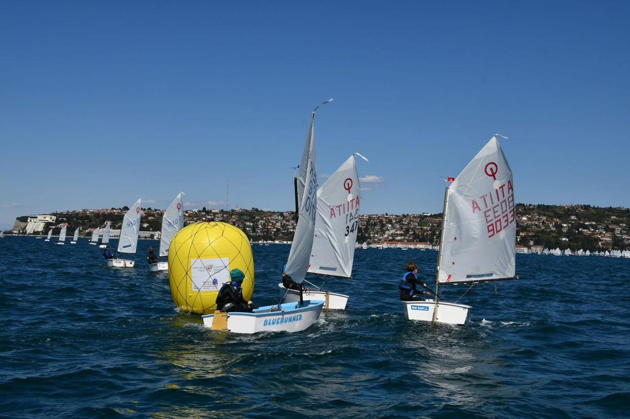 Азербайджанские яхтсмены продолжают выступление на регате в Словении