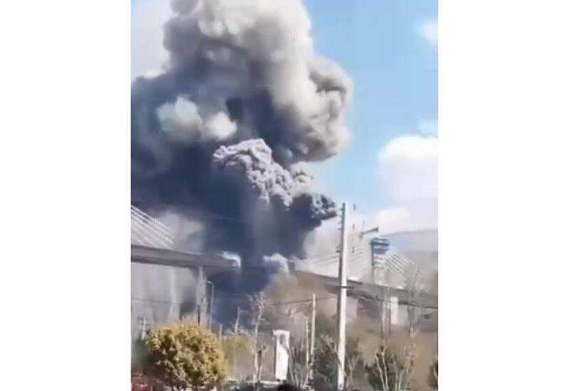 Кадры авиаудара по мосту Карадж в Иране