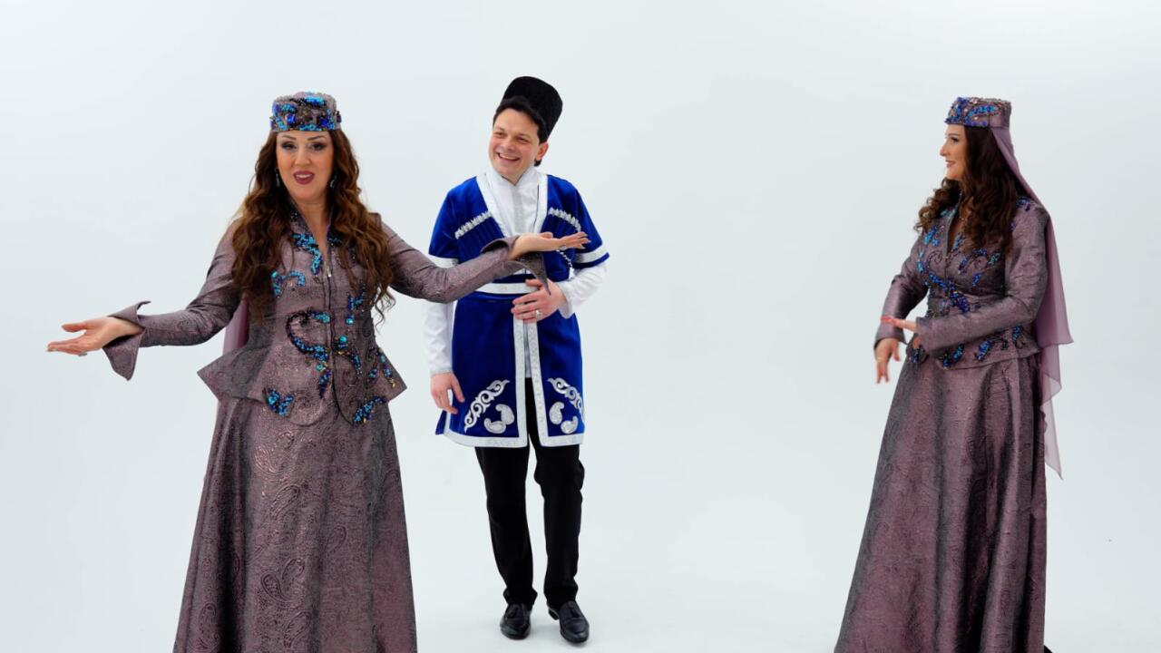 Весеннее настроение азербайджанских мастеров – впервые написаны слова на народный танец "Сулеймани"