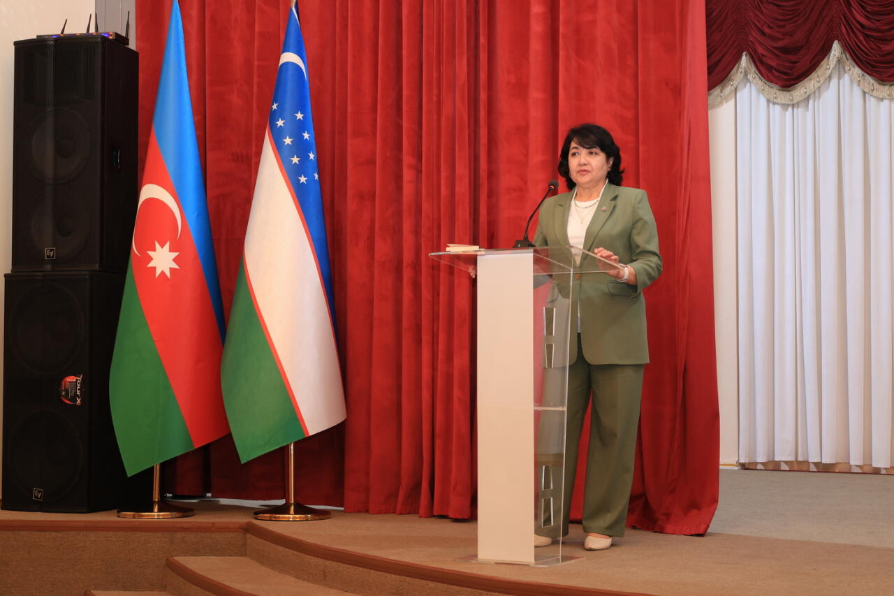 В Ташкенте презентована книга азербайджанского писателя Максуда Ибрагимбекова в сценическом формате