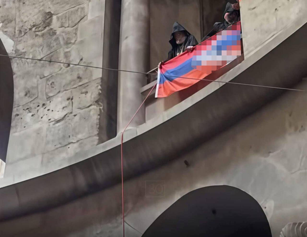 Грязная провокация в Иерусалиме - армянские священники осквернили храм Святого Воскресения