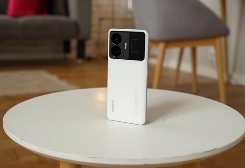 Названы смартфоны с самой быстрой зарядкой