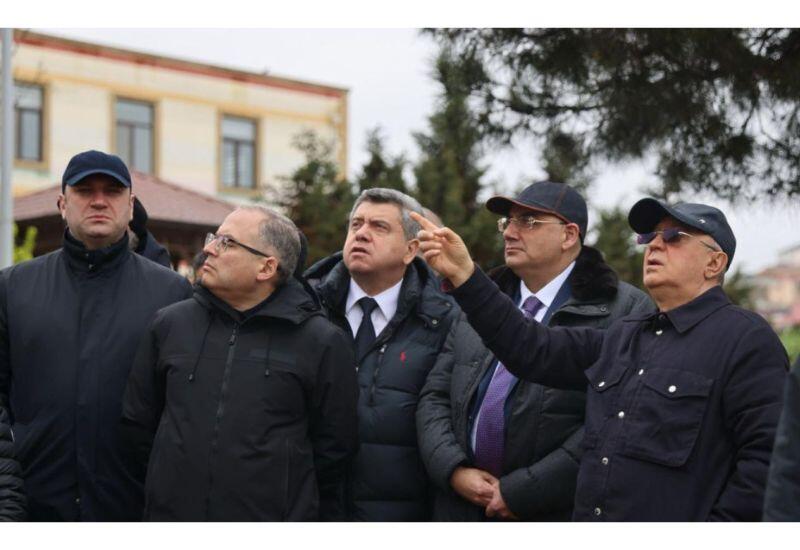 Кямаледдин Гейдаров ознакомился с ситуацией на участке оползня в Бадамдаре