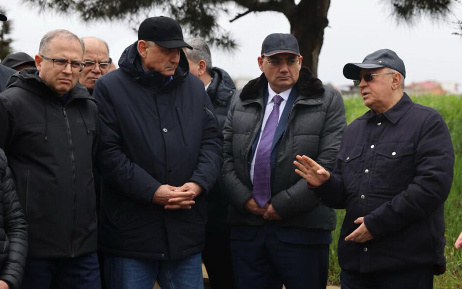 Кямаледдин Гейдаров ознакомился с ситуацией на участке оползня в Бадамдаре