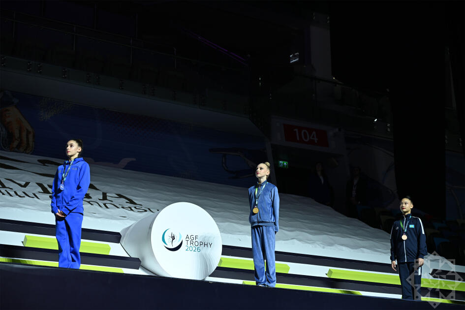 Азербайджанская гимнастка завоевала серебряную медаль