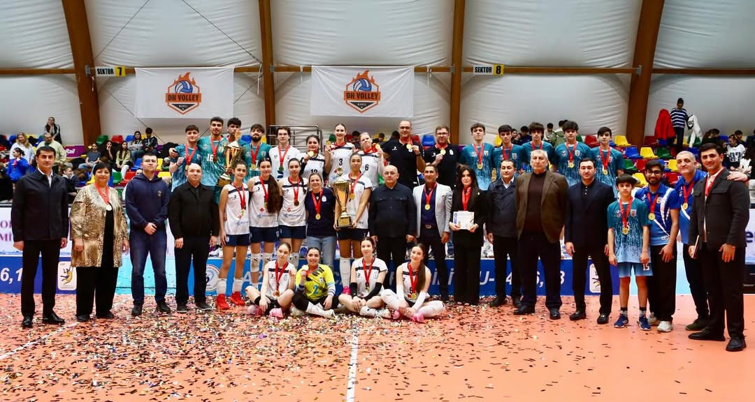 Завершилось первенство Азербайджана по волейболу среди юношей и девушек