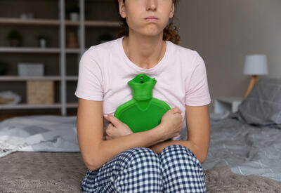 Ученые выяснили, почему женщины дольше страдают от хронической боли