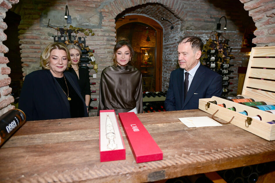 Tbilisidə Birinci xanım Mehriban Əliyevanın şərəfinə lanç verilib