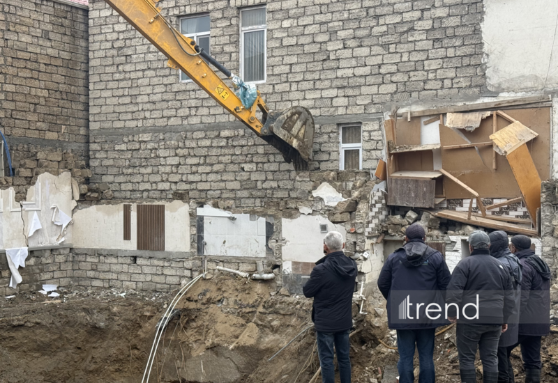 Kollektorun üzərində tikilən yaşayış evi niyə iki ay ərzində sökülməmişdi?