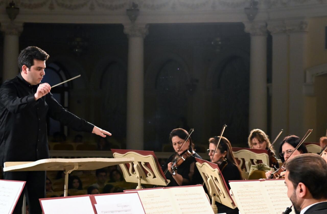 Вечерний Баку с путешествием в мир великих музыкальных образов