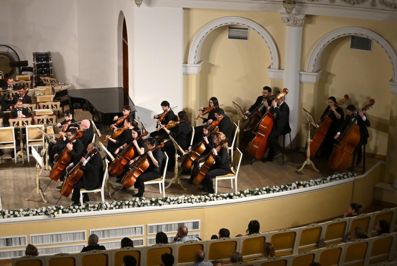 Вечерний Баку с путешествием в мир великих музыкальных образов