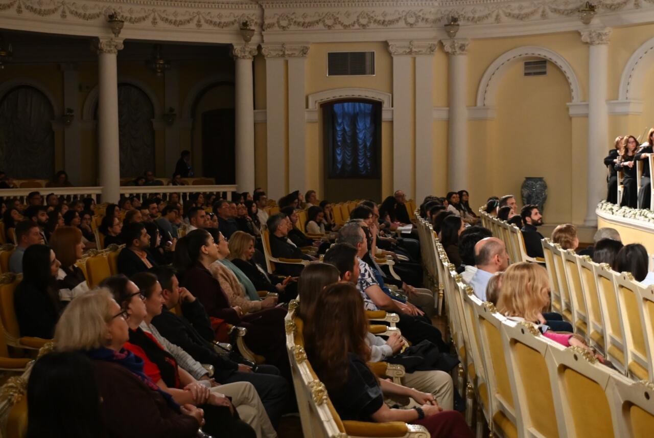 Вечерний Баку с путешествием в мир великих музыкальных образов