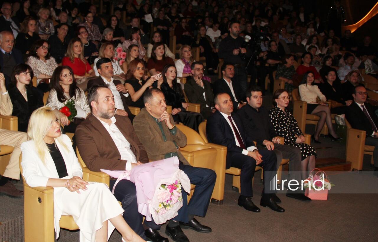 В Баку состоялся творческий вечер Арзу Рзаевой из Норвегии