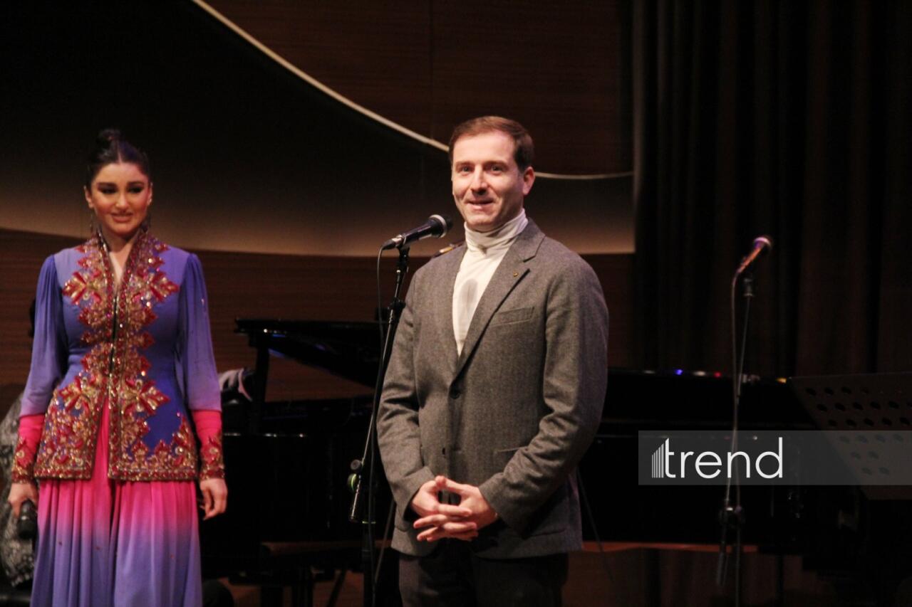 В Баку состоялся творческий вечер Арзу Рзаевой из Норвегии