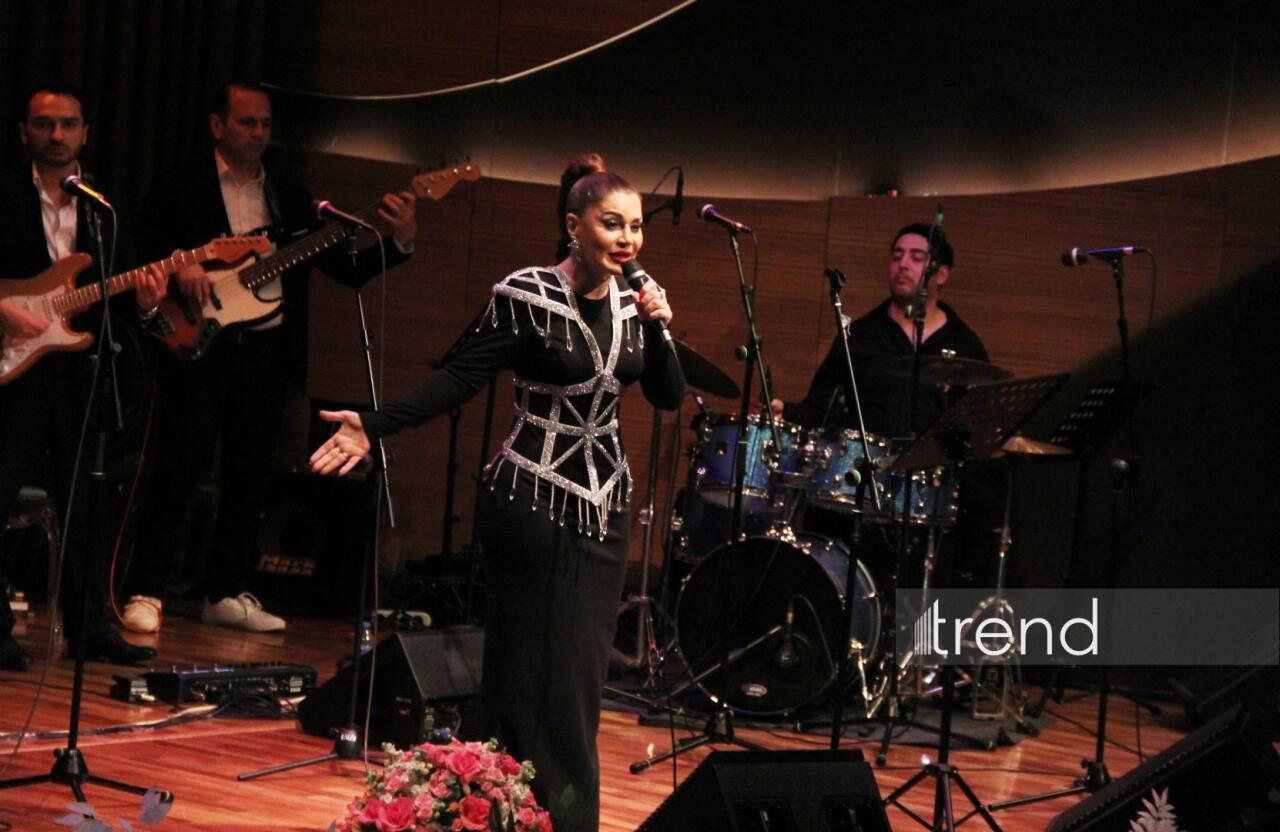 В Баку состоялся творческий вечер Арзу Рзаевой из Норвегии