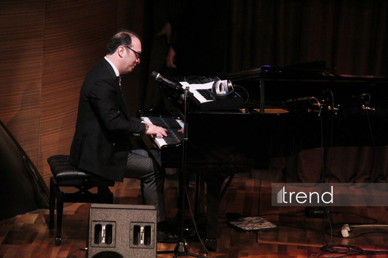 В Баку состоялся творческий вечер Арзу Рзаевой из Норвегии