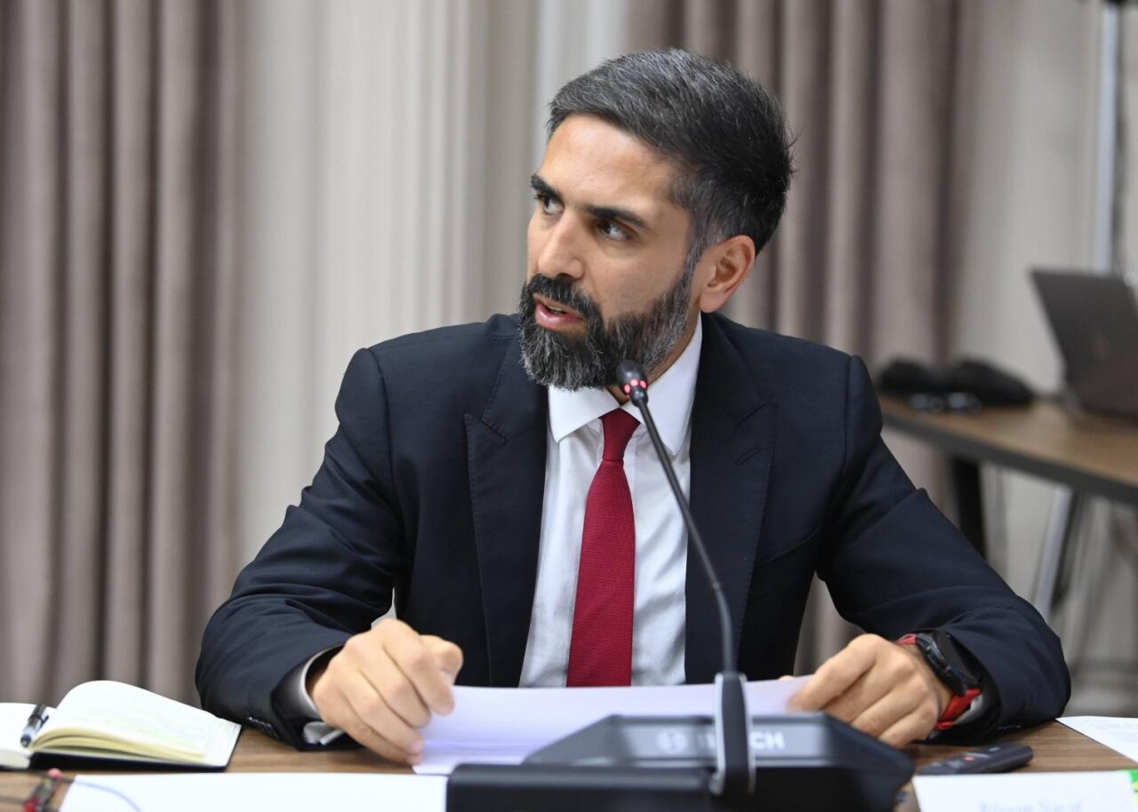 Əli Əsədovun sədrliyi ilə iclas keçirildi: