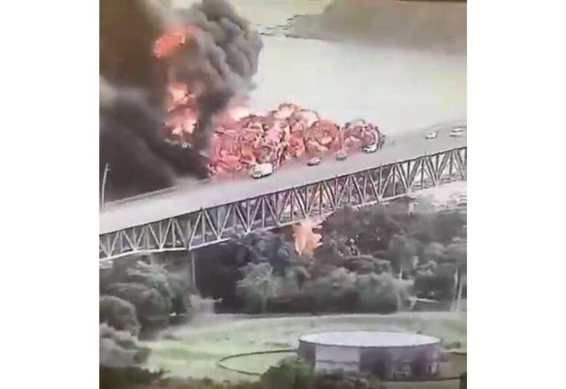 Мощный взрыв нефтяного танкера в Панаме