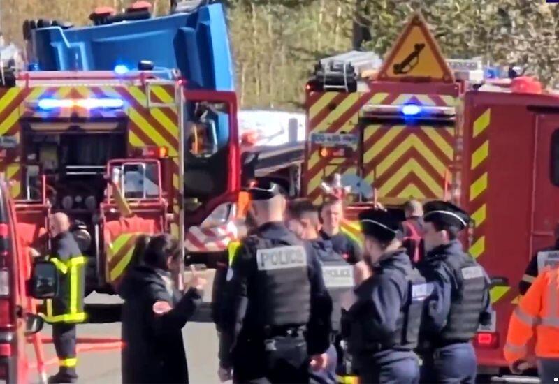 Во Франции произошло столкновение поезда и грузовика