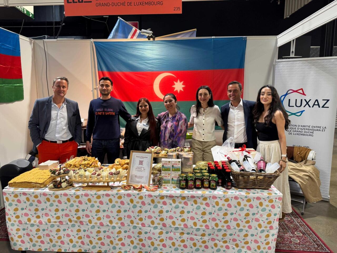 Азербайджанский стенд стал центром внимания на фестивале в Люксембурге