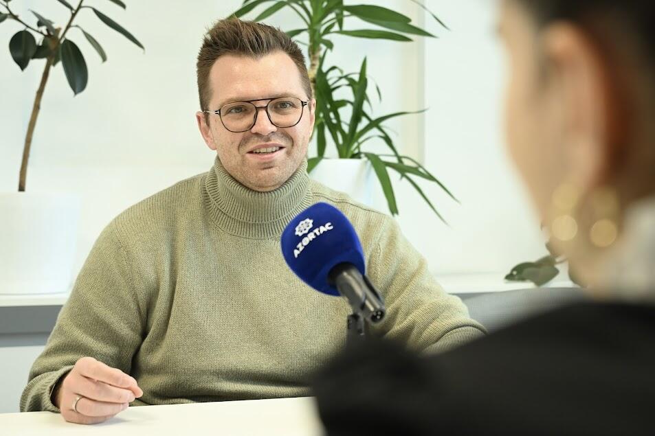 “İnsanlar üçün dəyər yaradırsansa, biznes özü formalaşır”