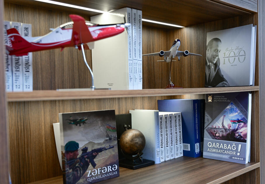 Президент Ильхам Алиев и Первая леди Мехрибан Алиева приняли участие в открытии Международного учебного центра в Национальной академии авиации