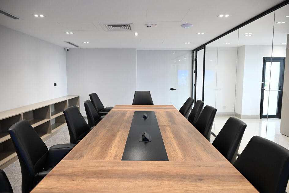 Президент Ильхам Алиев и Первая леди Мехрибан Алиева приняли участие в открытии Международного учебного центра в Национальной академии авиации