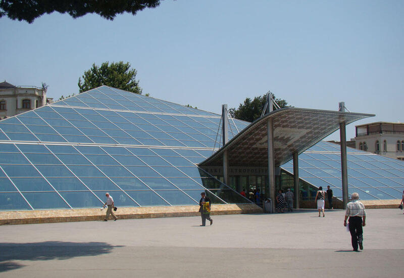 На станции метро "Ичеришехер" ожидаются нововведения