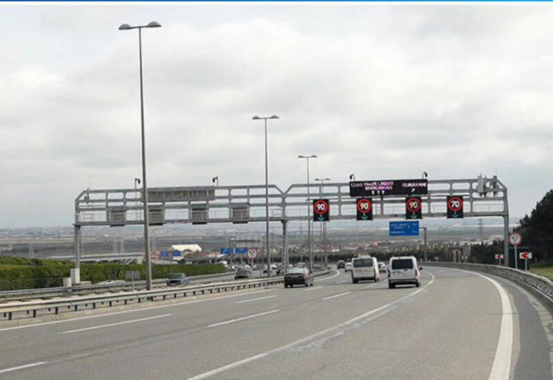 На одной из дорог в Баку введено ограничение скорости