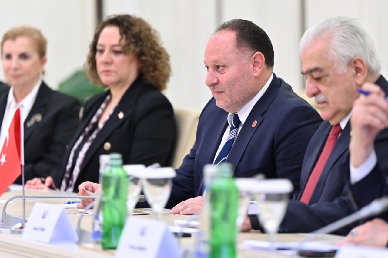 Сахиба Гафарова встретилась с участниками 3-й встречи парламентских групп дружбы Азербайджана, Турции и ТРСК