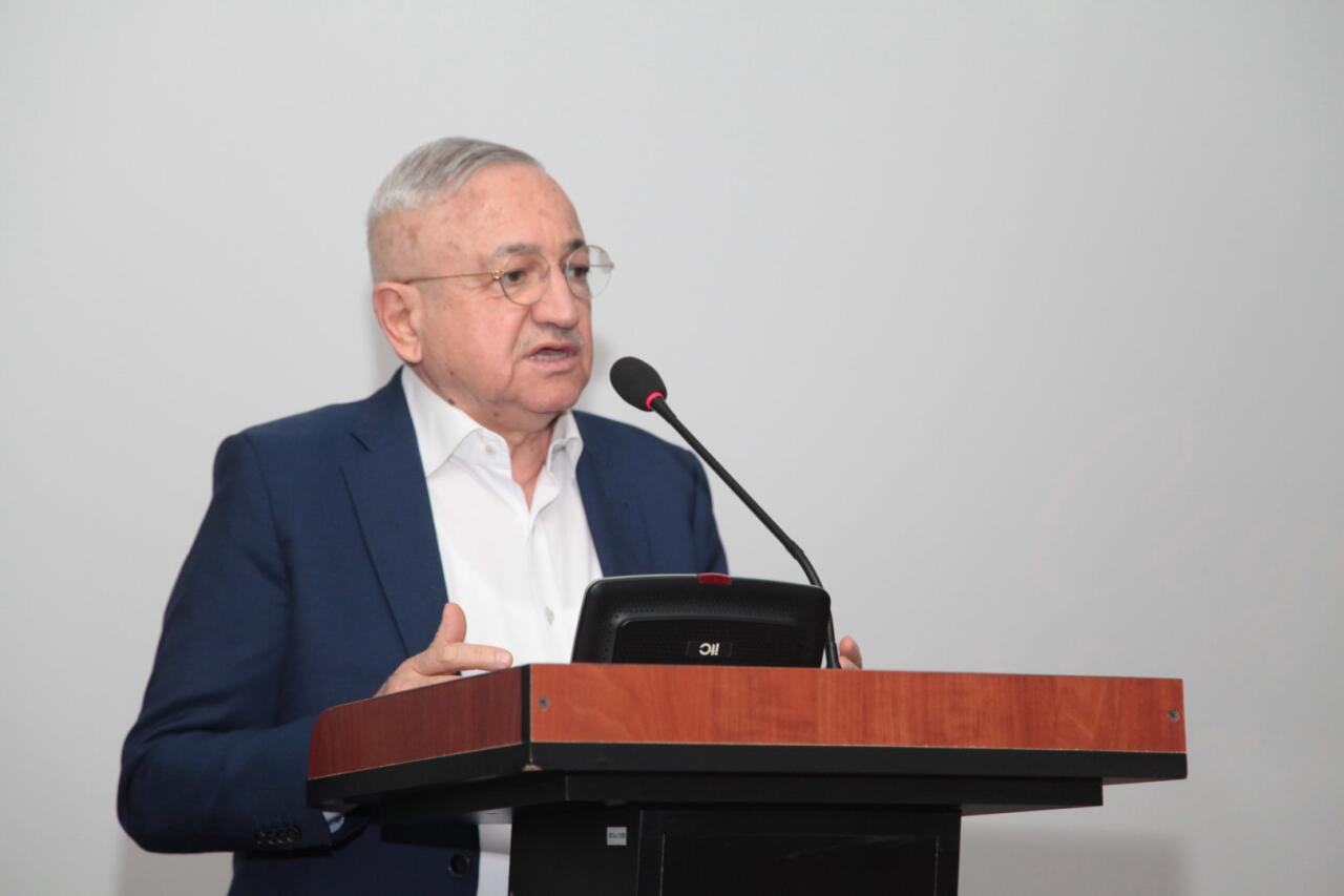 Он прожил всего 46 лет… Памяти кинорежиссера и актера Джейхуна Мирзоева