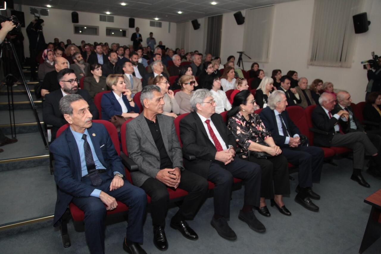 Он прожил всего 46 лет… Памяти кинорежиссера и актера Джейхуна Мирзоева